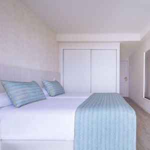 Habitación con Cama King